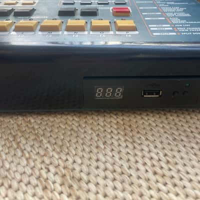 Yamaha RM1X image 4