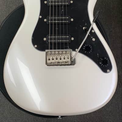 PRS SE NF3 with Maple Fretboard 2024 - Pearl White image 1