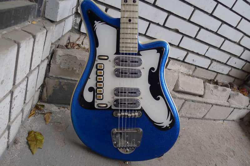 Dega Morbidoni Italy Bartolini Sumlin 1962 Blue Sparkle Surf blues
