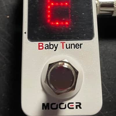 Mooer Baby Tuner 2020s - White image 1