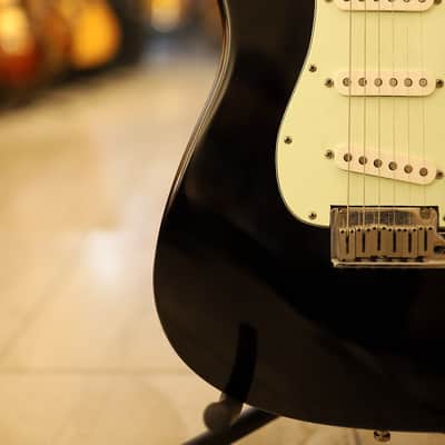 FENDER 40TH ANNIVERSARY USA STRATOCASTER 1994 BLACK image 4