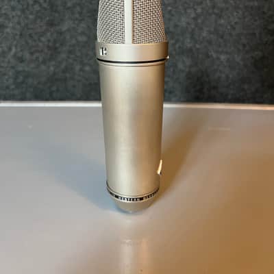 Vintage All Original Neumann U 87 Condenser Microphone image 5