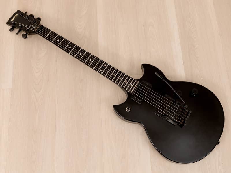 1984 Yamaha SG1300TS Vintage Electric Guitar Black w/ Tremolo