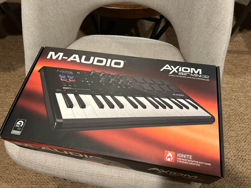 M-Audio Axiom Air Mini 32 Key USB MIDI Keyboard Controller 2010s - Black