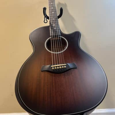 Taylor Builder's Edition 324ce 2020 - Present - Tobacco Kona Burst image 6