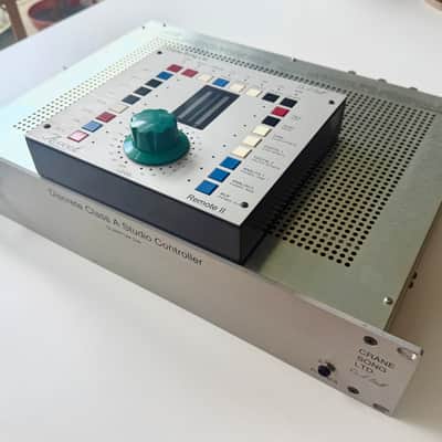 Crane Song Avocet II Monitor Controller - Silver image 3