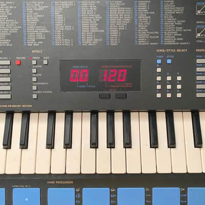 Yamaha PortaSound PSS680 1988 image 2