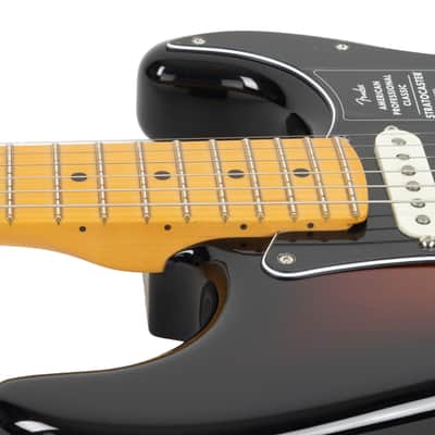 Fender American Professional Classic Stratocaster - 3-Color Sunburst image 9