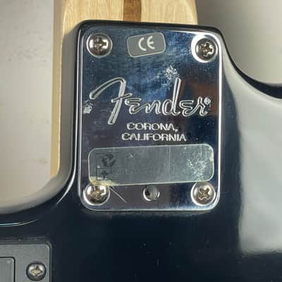 Fender American Series VG Stratocaster with Maple Fretboard 2007 - 2009 - 3-Color Sunburst image 7