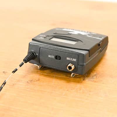 Sennheiser EM 300 G2 Receiver w/ SK 100 G2 Bodypack 740-776 MHz (NO PSU) CG01SA7 image 14