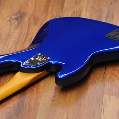 Fender American Ultra Jazz Bass - Cobra Blue image 18