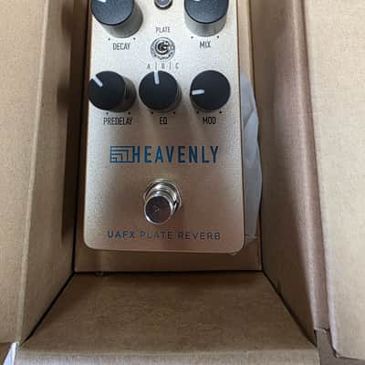 Universal Audio Heavenly Plate Reverb 2023 - Present - Gold image 2