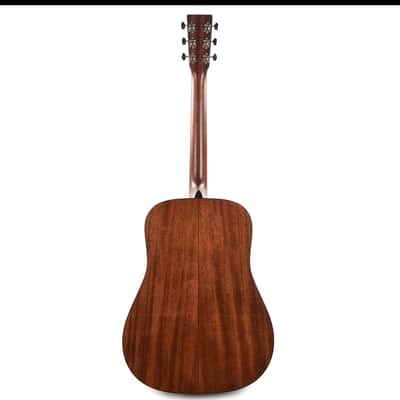 Martin Standard Series D-18 2016 - 2017 - Sunburst image 5