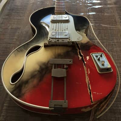 Wandré BB with tremolo (very rare) 1960 Black-Yellow-red with smoke patterns image 25