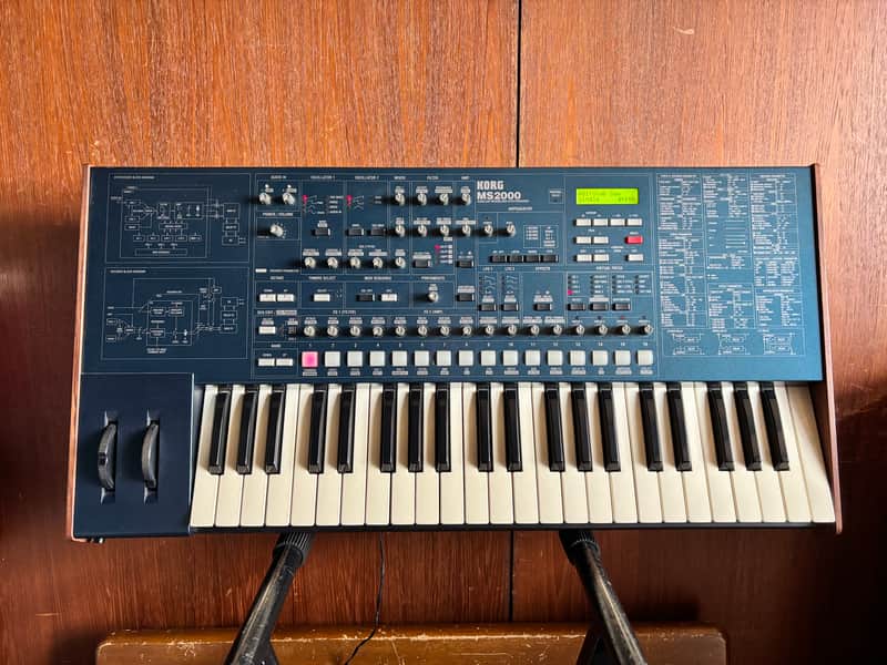 KORG MS2000 Virtual Analog Modeling Synthesizer w/ power supply imagen 1