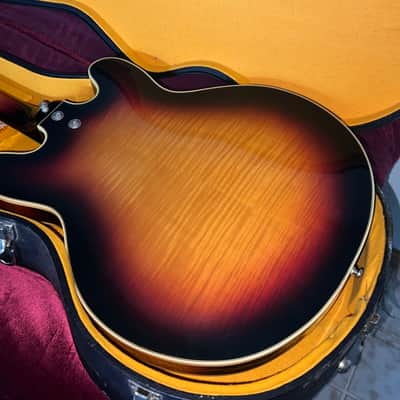 Mosrite Celebrity I 1965-1966 super clean, sunburst orginal case image 2