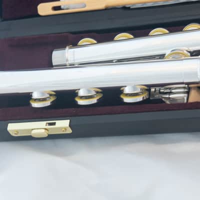 Yamaha YFL-372 Allegro Intermediate Flute *Silver Headjoint *Low-B *Split-E *Cleaned & Serviced image 8