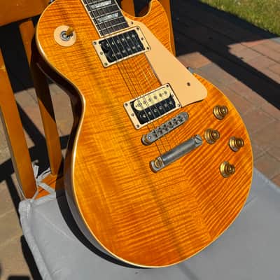 Gibson Les Paul Standard 2004 - Beautiful Hunnyburst Figured Top (Original Hard Case) image 2