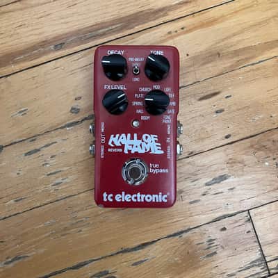 TC Electronic Hall of Fame Reverb 2011 - 2017 - Red image 1