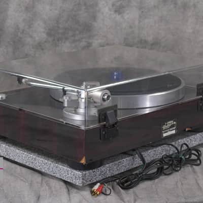 Victor QL-A70 Auto-Lift Stereo Record Player in Good Condition image 5