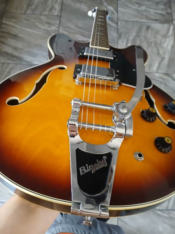 Sekova Guitar 1960'S-1970'S - Sunburst image 1