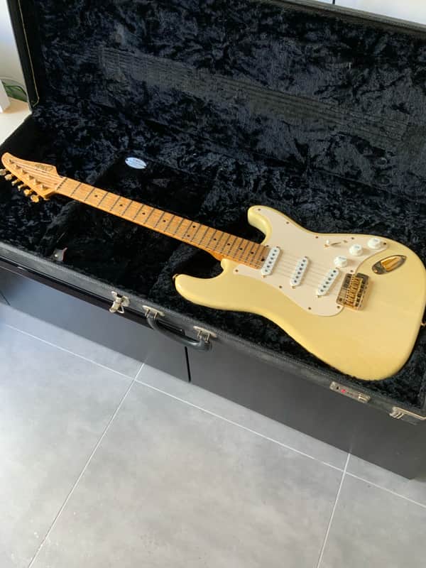Suhr Classic s