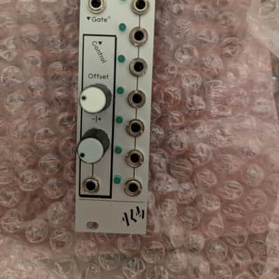 ALM/Busy Circuits ALM007 Boss Bow Tie Voltage Controlled Switch Eurorack Synth Module 2020 - Present - Silver image 1