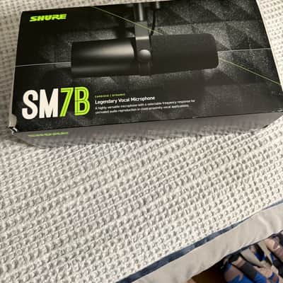 Shure SM7B Cardioid Dynamic Microphone 2001 - Present - Black image 7