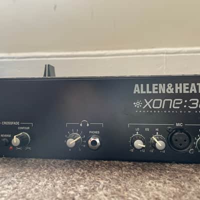 Allen & Heath XONE:32 Professional DJ Mixer 2010s - Black image 3