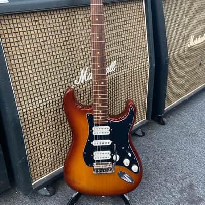 Fender Player Stratocaster HSH with Pau Ferro Fretboard 2018 - Present - Tobacco Sunburst image 2