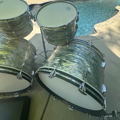 Ludwig Vintage Virgin Double Bass Drum Kit: 24/24/18/16/13/13 May, 1970 - Sky Blue Pearl image 8