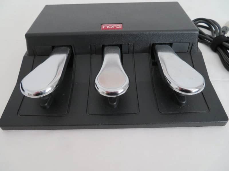Nord Triple Pedal - TP1 - Black image 1