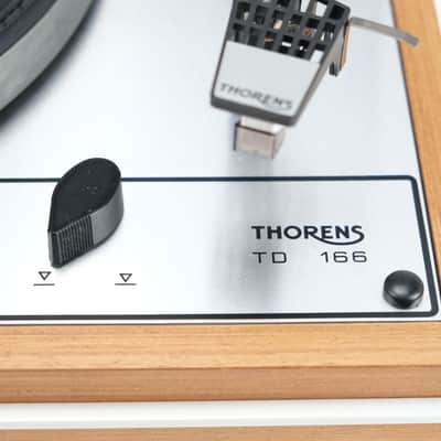 Thorens TD 166  - Turntable image 4
