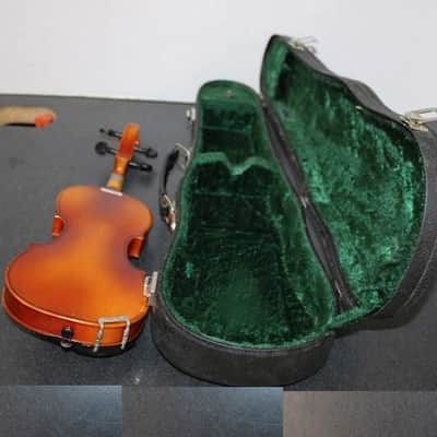 Suzuki Model 220 (1/10 Size) Violin, Japan, 1979 with case & bow image 23