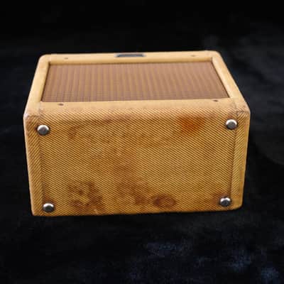 1961 Fender Champ 5F1 Tweed image 10