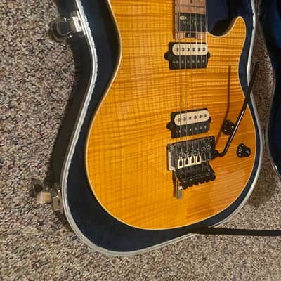 Peavey EVH Wolfgang USA Standard Deluxe 1999 Trans Amber Flame Top image 1