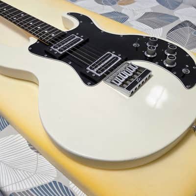 Peavey T-60 with Rosewood Fretboard 1980 - White with toaster and blade pickup Bild 5