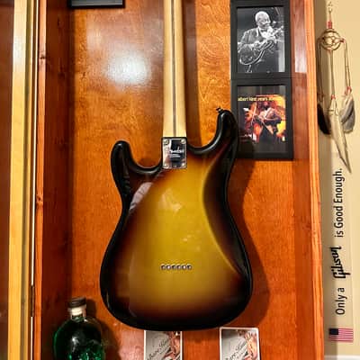 Warmoth Stratacaster 2023 - Red Gold Metallic Burst image 4