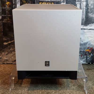 Yamaha Yamaha YST-SW010 subwoofer 90s - Silver image 1