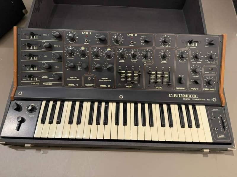 Crumar DS 2 Synthesizer image 1