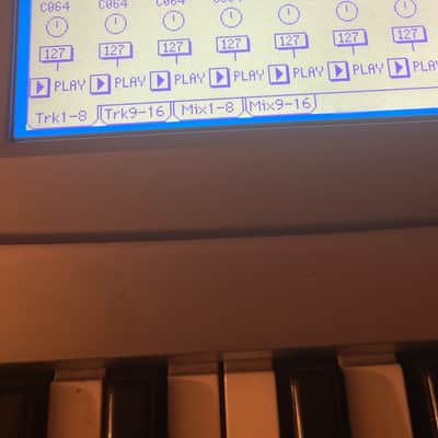 Immagine Korg Trinity Pro 76-Key 32-Voice Polyphonic Workstation 1996 - 1998 - Silver - 4