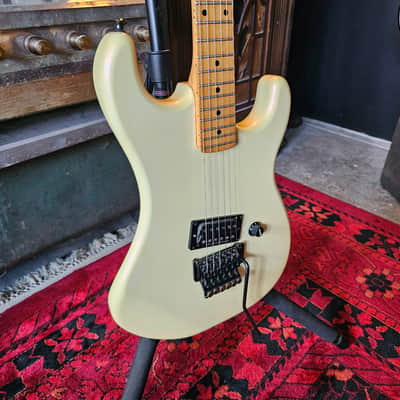 1986 Kramer Baretta Pearl White image 5
