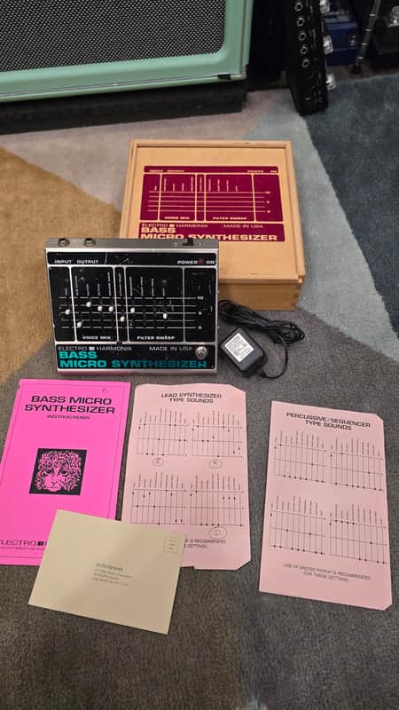 Electro-Harmonix Bass Micro Synthesizer