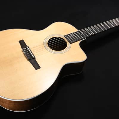 Taylor 214ce-N Nylon Acoustic-electric Guitar - Natural 499 image 3