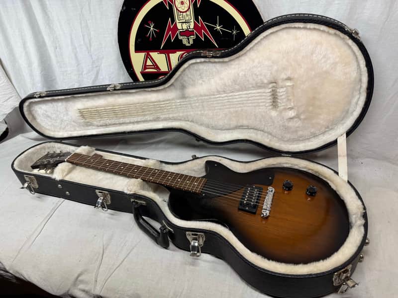 Gibson Les Paul Junior jr Singlecut Guitar with Case 2011 image 1