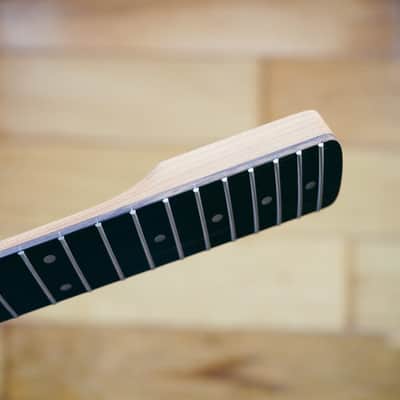 Stratocaster Neck – Roasted Maple & Rosewood | Unfinished | 21 Frets | Bone Nut image 12