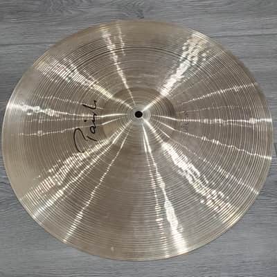 Paiste 18" Signature Full Crash Cymbal (Near Mint!) image 6