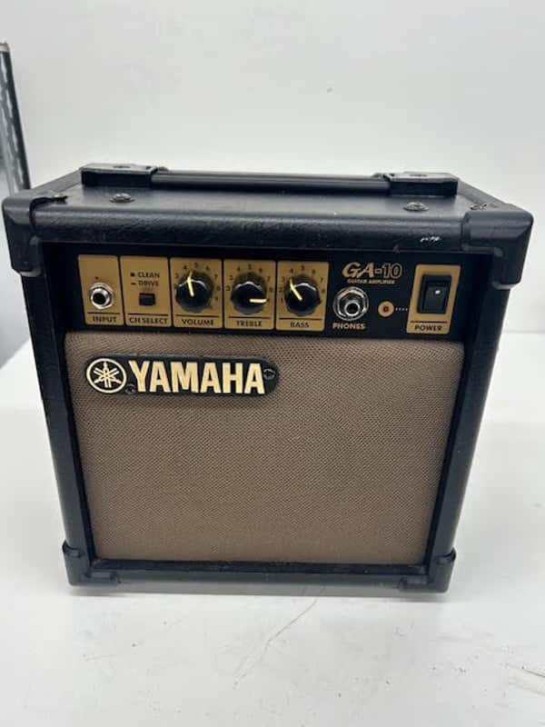 Yamaha GA-10 Guitar Amplifier 10W Solid State Portable Practice Amp - Tested & Sounds Great image 1