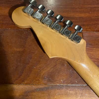 2001 MIM Fender Stratocaster Standard Strat Rosewood Maple Neck Tuners 9.5" Radius image 3