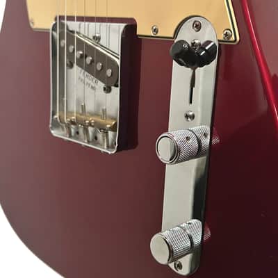 Fender Classic Player Baja 60's Telecaster in Candy Apple Red image 5